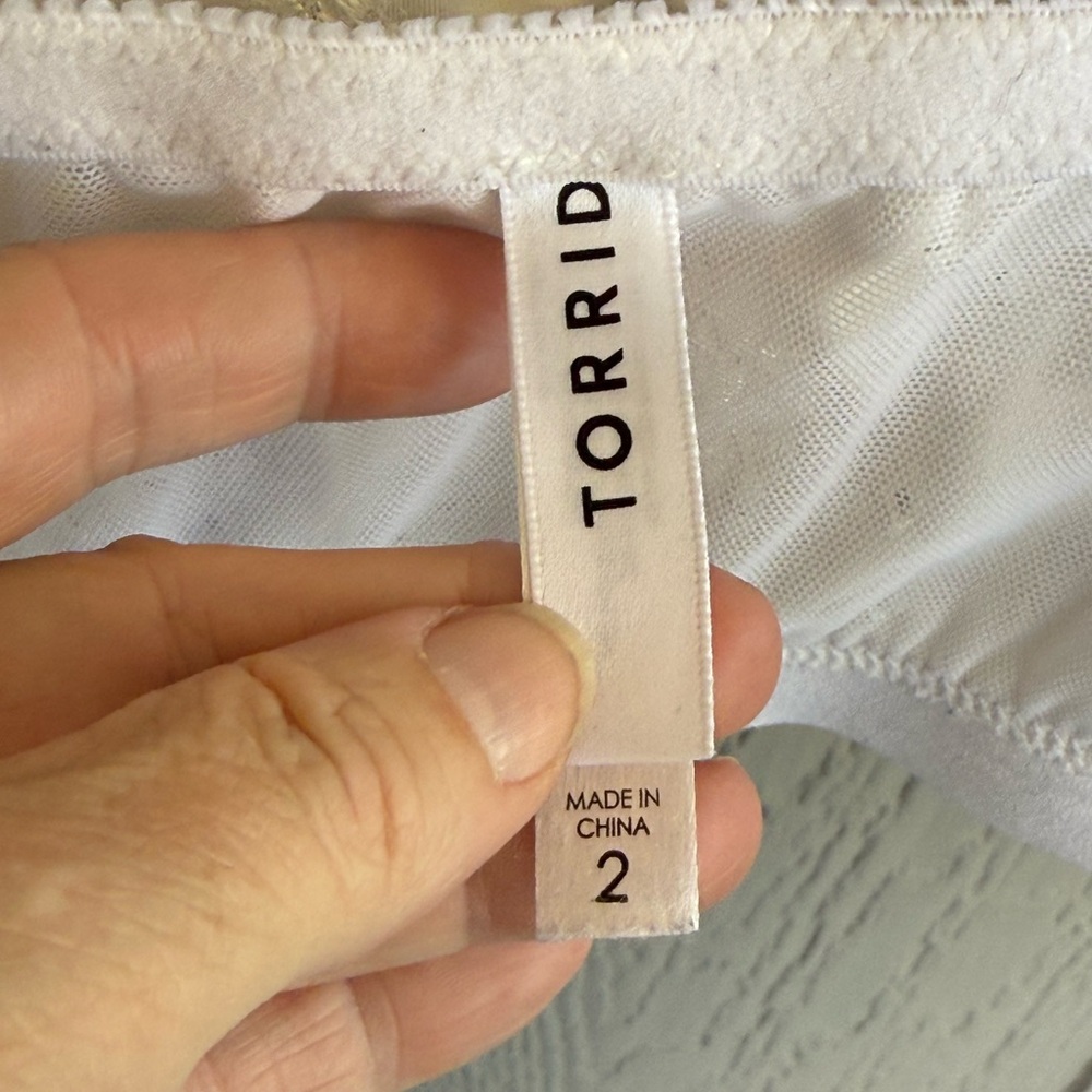 Torrid White Embroidered Bralette, Size 2xl - Picture 7 of 9